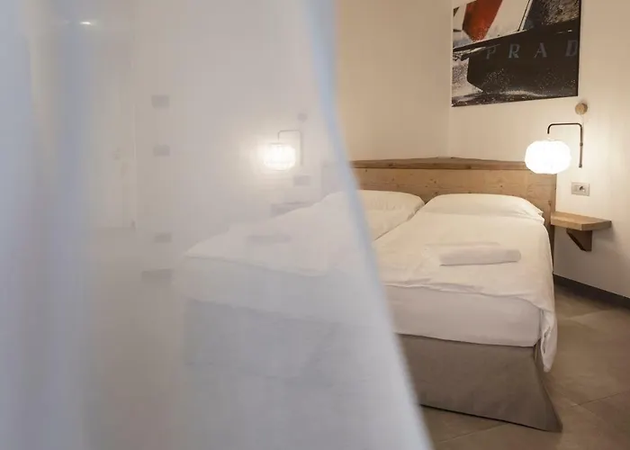 Sunset 브렌조네 술 가르다